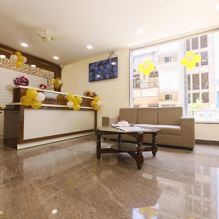 Hotel Sigma Suites Бангалор Экстерьер фото