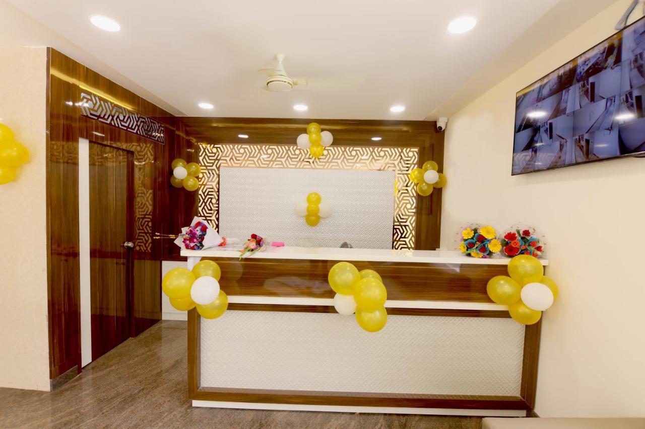 Hotel Sigma Suites Бангалор Экстерьер фото