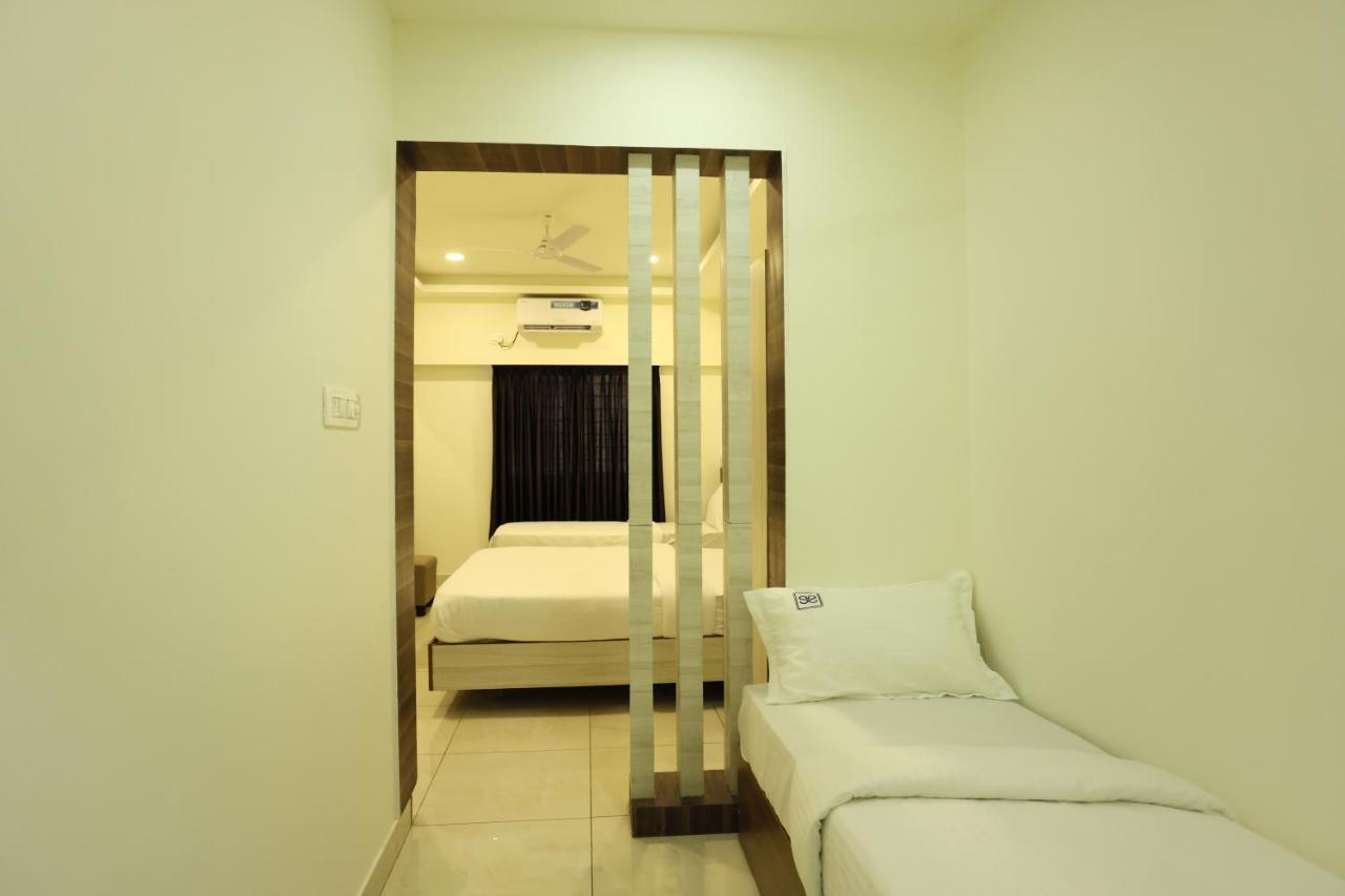 Hotel Sigma Suites Бангалор Экстерьер фото