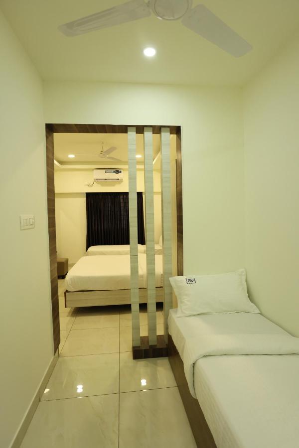 Hotel Sigma Suites Бангалор Экстерьер фото